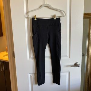 Lululemon leggings with side pockets